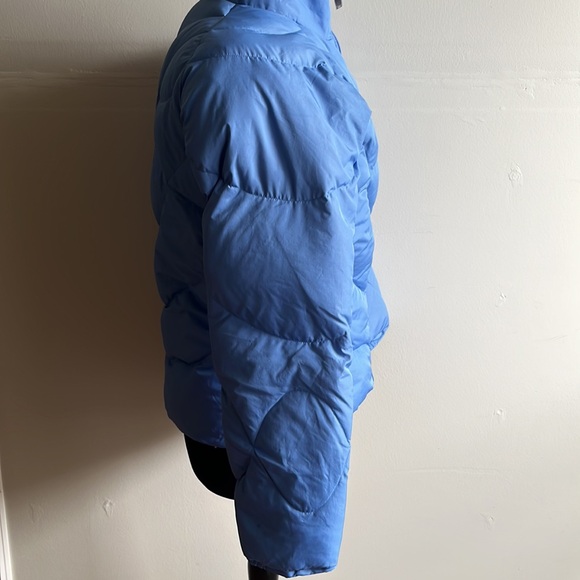 3/$15 Women’s medium Columbia jacket - Picture 2 of 15